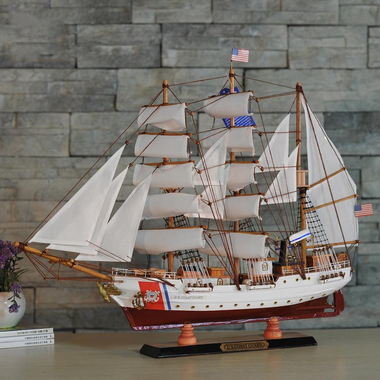 Mô hình thuyền buồm phong thủy bằng gỗ