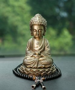Tượng Phật A Di Đà để trên taplo xe hơi