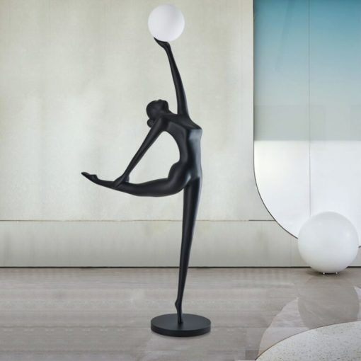 Tượng cô gái múa ballet cầm đèn