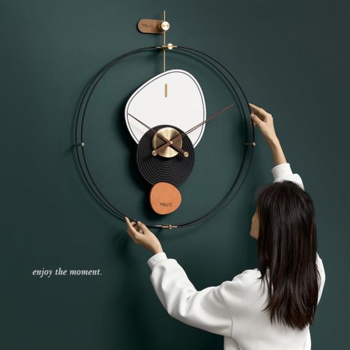 Đồng Hồ Treo Tường Vòng Tròn Kim Gỗ