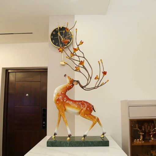 Tượng Hươu Uyển Chuyển Hoa Mai Vàng