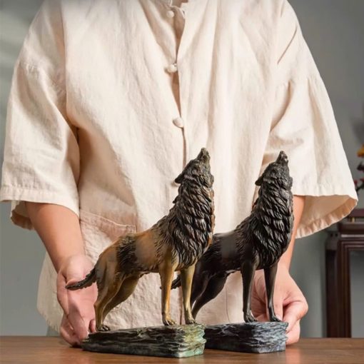 Tượng Sói Hú Trăng