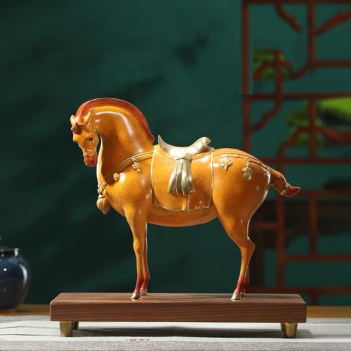 Tượng Tuấn Mã Trấn Uy